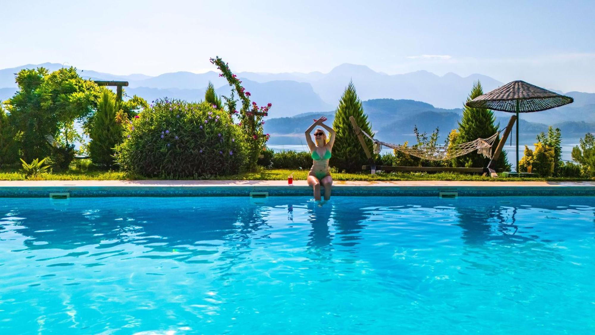 Botanik Goel Evleri Hotel Bucak ภายนอก รูปภาพ