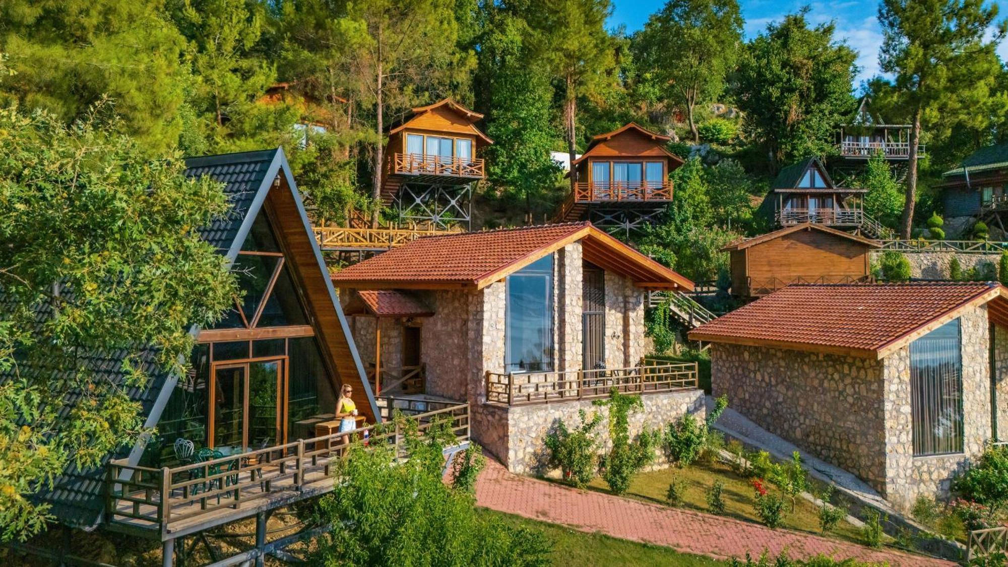 Botanik Goel Evleri Hotel Bucak ภายนอก รูปภาพ